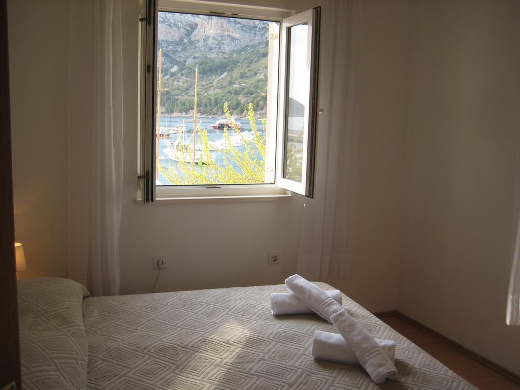 Gala Apartments Komiža Kültér fotó