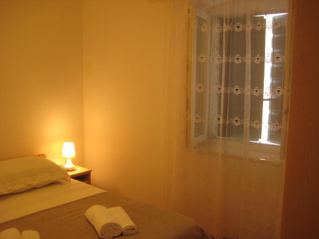 Gala Apartments Komiža Kültér fotó