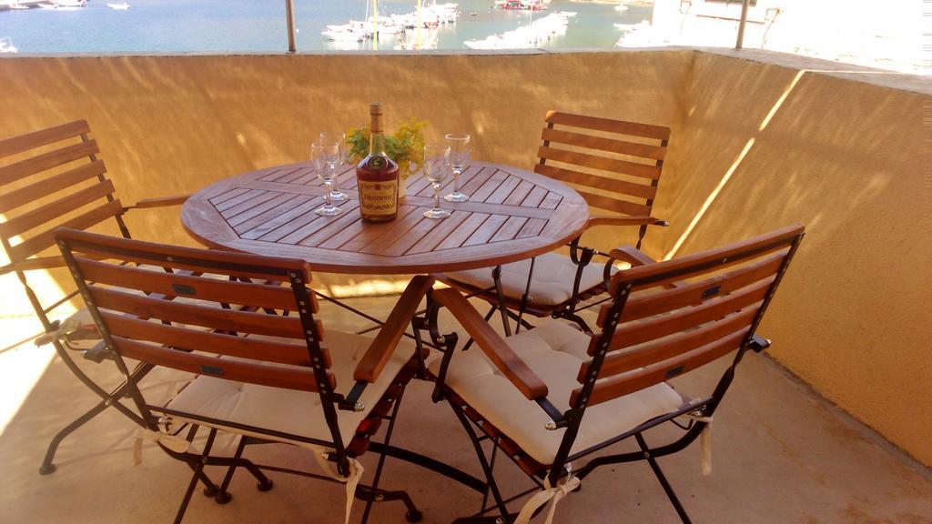 Gala Apartments Komiža Kültér fotó