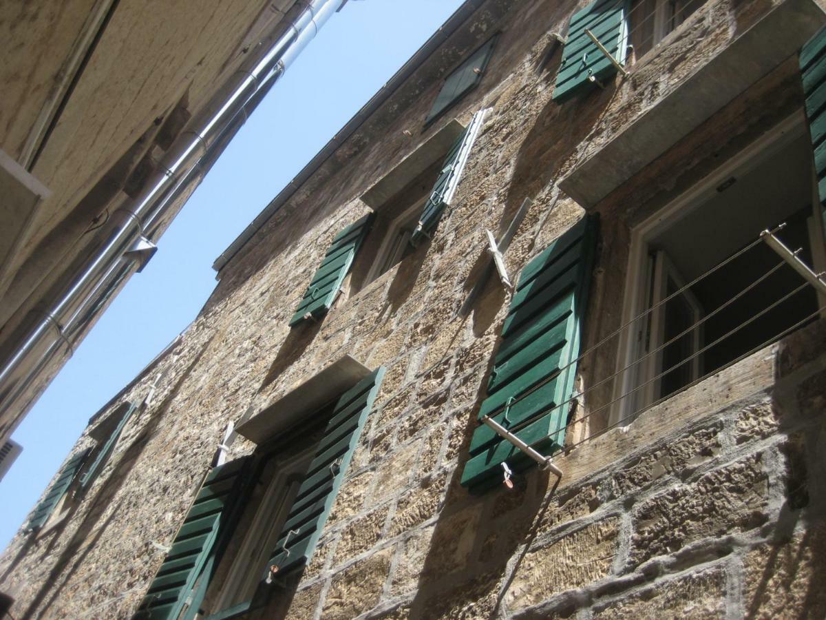 Gala Apartments Komiža Kültér fotó